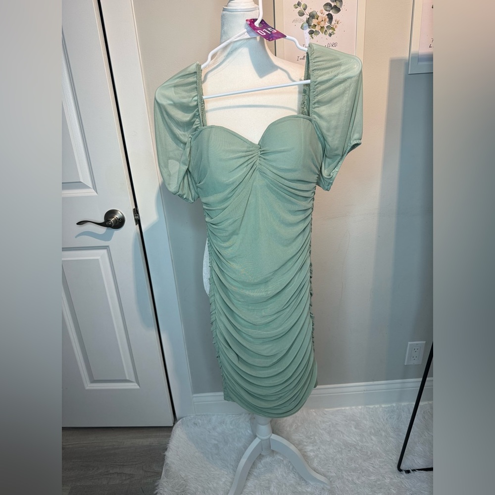 #015 haute monde sage green size s